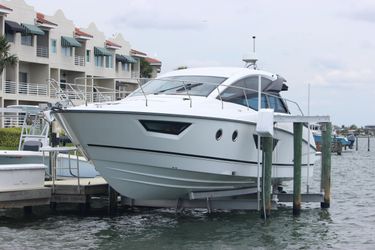 40' Beneteau 2018 Yacht For Sale
